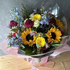 Trending Colourful Hand-Tied Bouquet